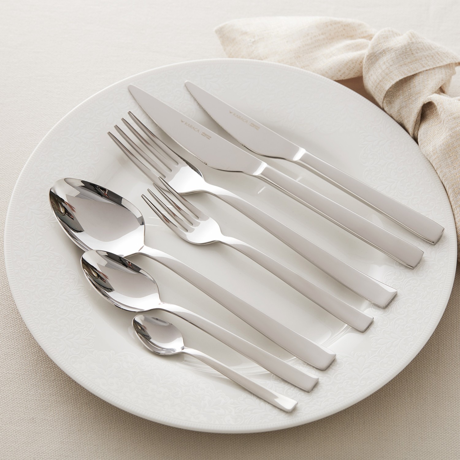 Karaca Hazel Elegance 12 Kişilik 84 Parça Çatal Kaşık Bıçak Seti