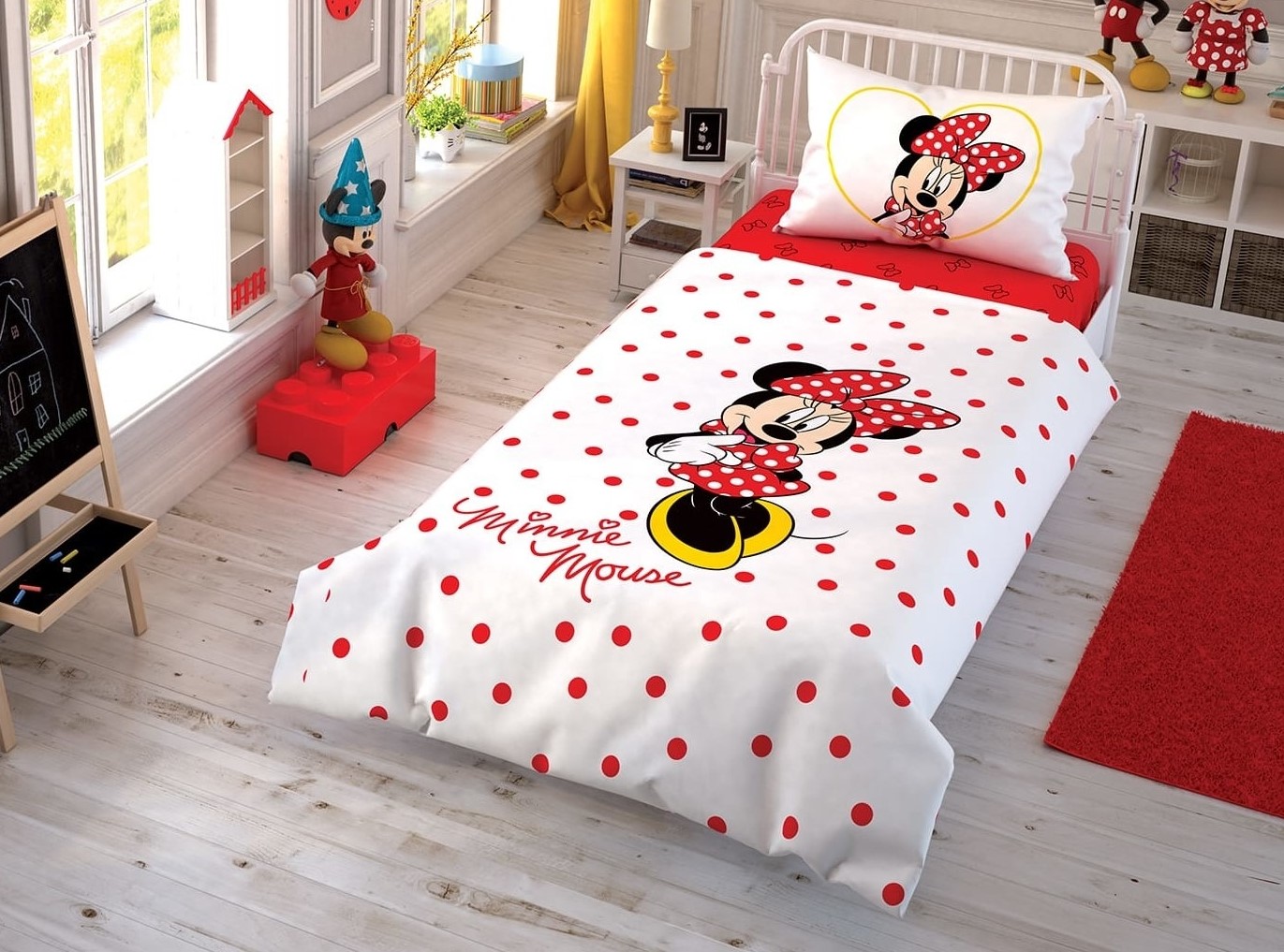 Taç Lisanslı Çek Canlandır Tek Kişilik Nevresim Takımı Minnie