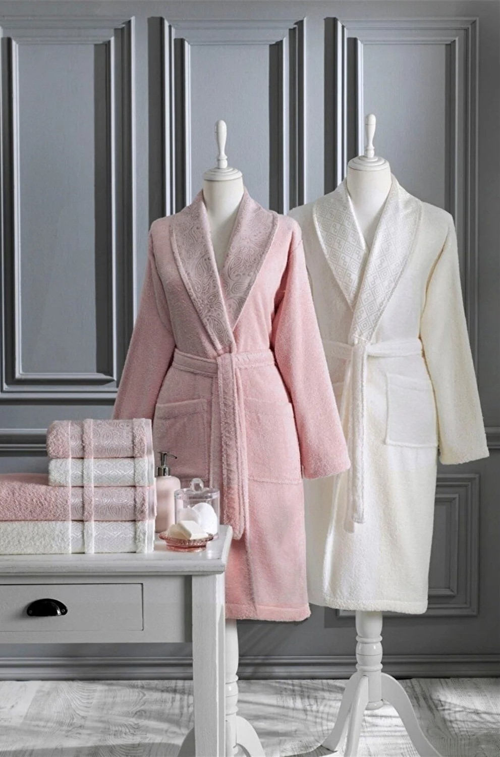 Özdilek Dory Krem Aile Bornoz Seti