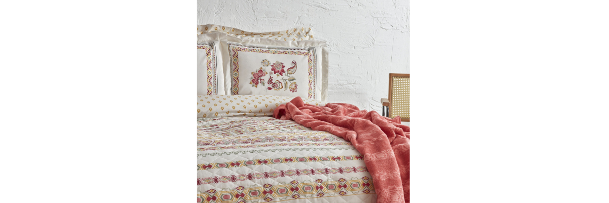 235/FOTORAFLAR/ÇİFT KİŞİLİK NEVRESIM TAKIMLARI