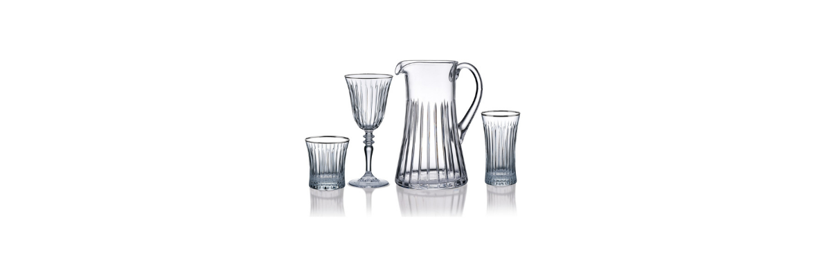 228/FOTORAFLAR/YEMEK BARDAK TAKIMLARI