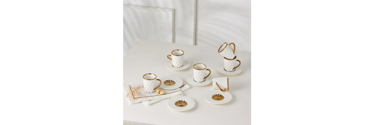 230/FOTORAFLAR/FİNCAN TAKIMLARI