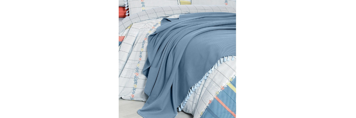 234/FOTORAFLAR/TEK KİŞİLİK NEVRESIM TAKIMLARI