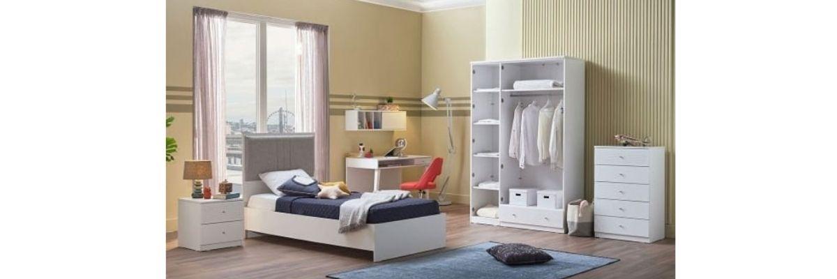 204/FOTORAFLAR /GENC ERKEK ODA MOBILYA TAKIMLARI