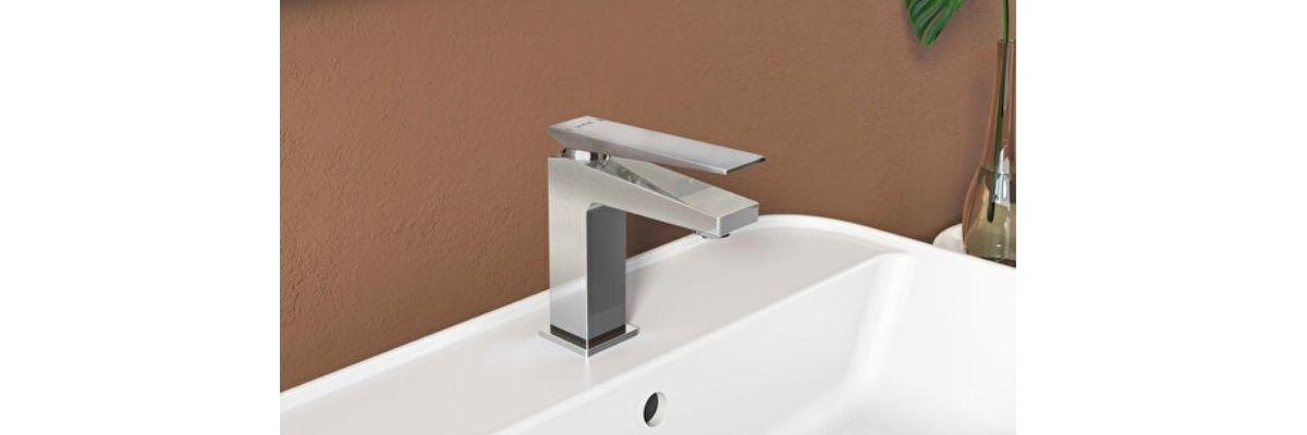 213/FOTORAFLAR/LAVABO BATARYALARI