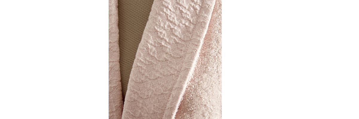 236/FOTORAFLAR/Banyo Bornoz Takımları