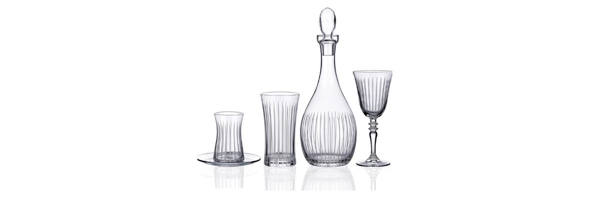 228/FOTORAFLAR/YEMEK BARDAK TAKIMLARI