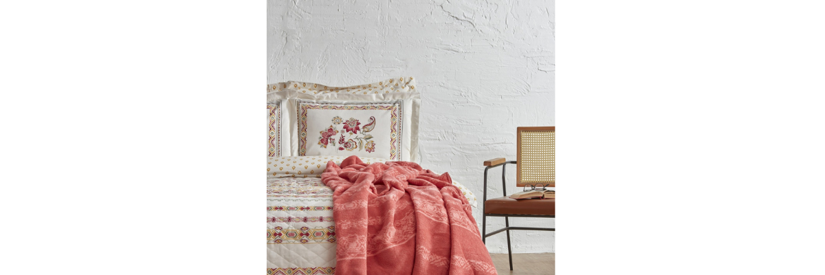 235/FOTORAFLAR/ÇİFT KİŞİLİK NEVRESIM TAKIMLARI