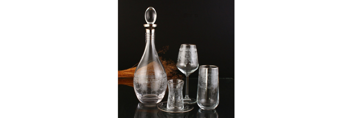 228/FOTORAFLAR/YEMEK BARDAK TAKIMLARI