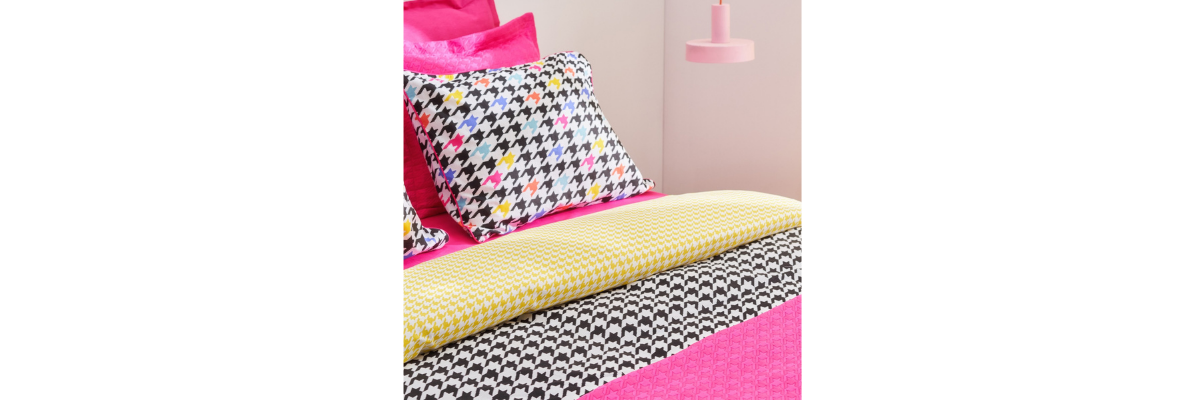 235/FOTORAFLAR/ÇİFT KİŞİLİK NEVRESIM TAKIMLARI