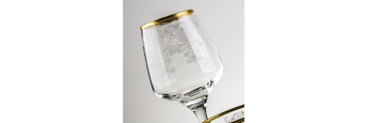 228/FOTORAFLAR/YEMEK BARDAK TAKIMLARI