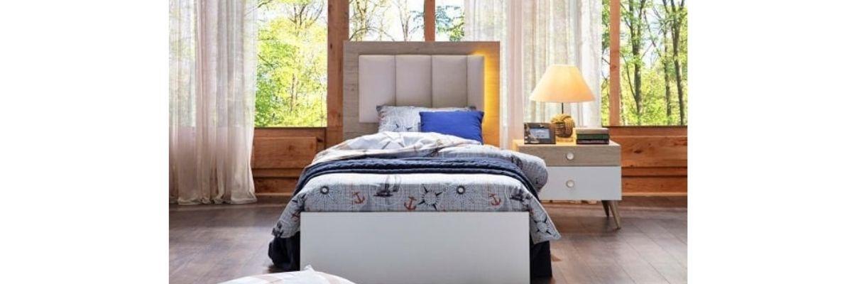 204/FOTORAFLAR /GENC ERKEK ODA MOBILYA TAKIMLARI