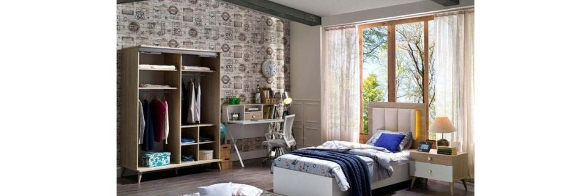 204/FOTORAFLAR /GENC ERKEK ODA MOBILYA TAKIMLARI