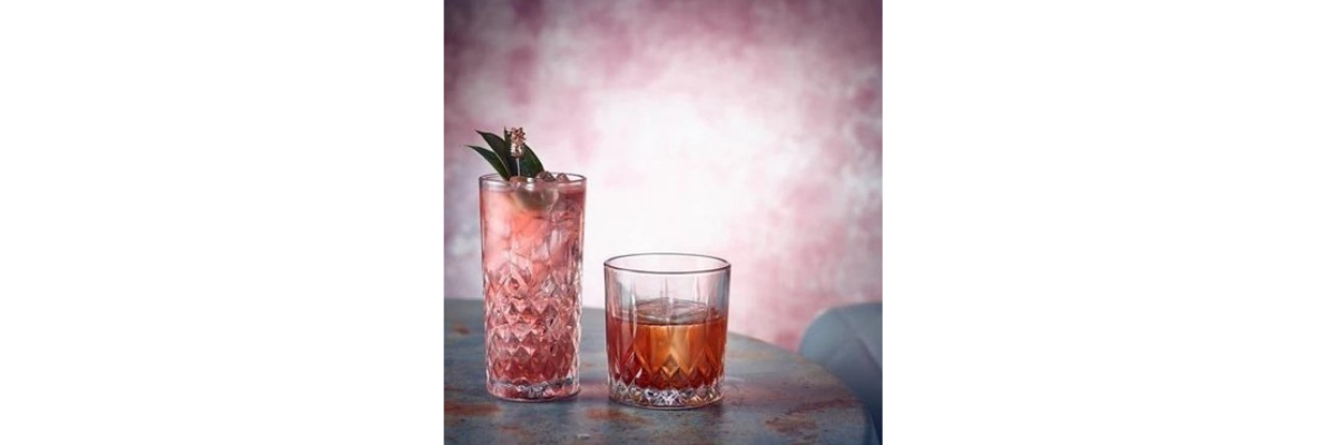 228/FOTORAFLAR/YEMEK BARDAK TAKIMLARI