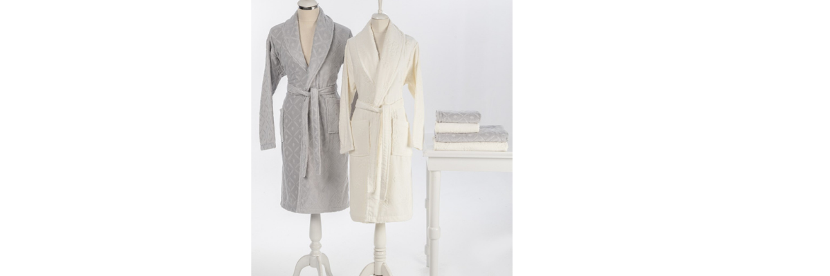 236/FOTORAFLAR/Banyo Bornoz Takımları