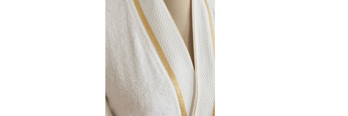 236/FOTORAFLAR/Banyo Bornoz Takımları