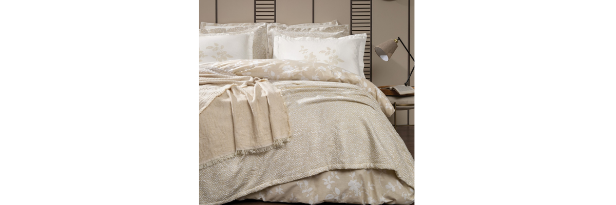 235/FOTORAFLAR/ÇİFT KİŞİLİK NEVRESIM TAKIMLARI