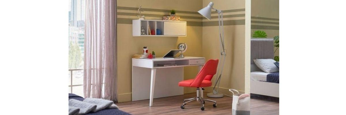 204/FOTORAFLAR /GENC ERKEK ODA MOBILYA TAKIMLARI