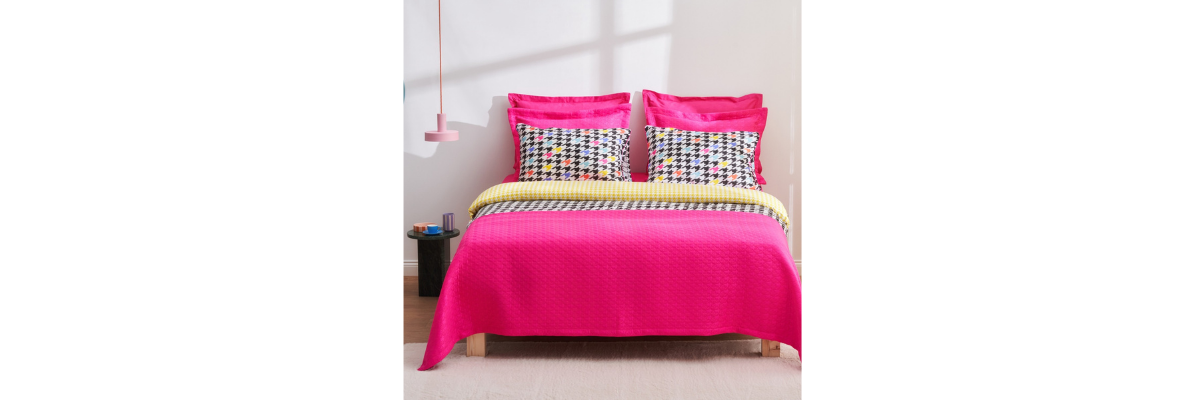 235/FOTORAFLAR/ÇİFT KİŞİLİK NEVRESIM TAKIMLARI