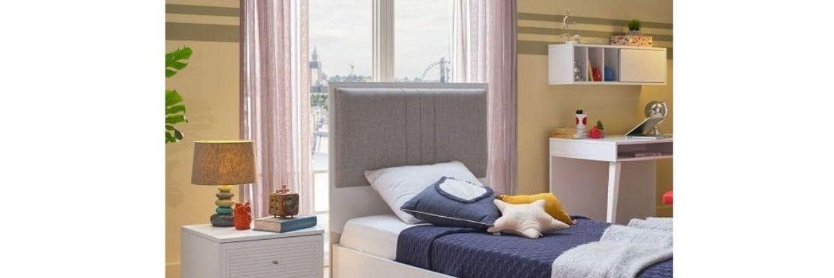 204/FOTORAFLAR /GENC ERKEK ODA MOBILYA TAKIMLARI