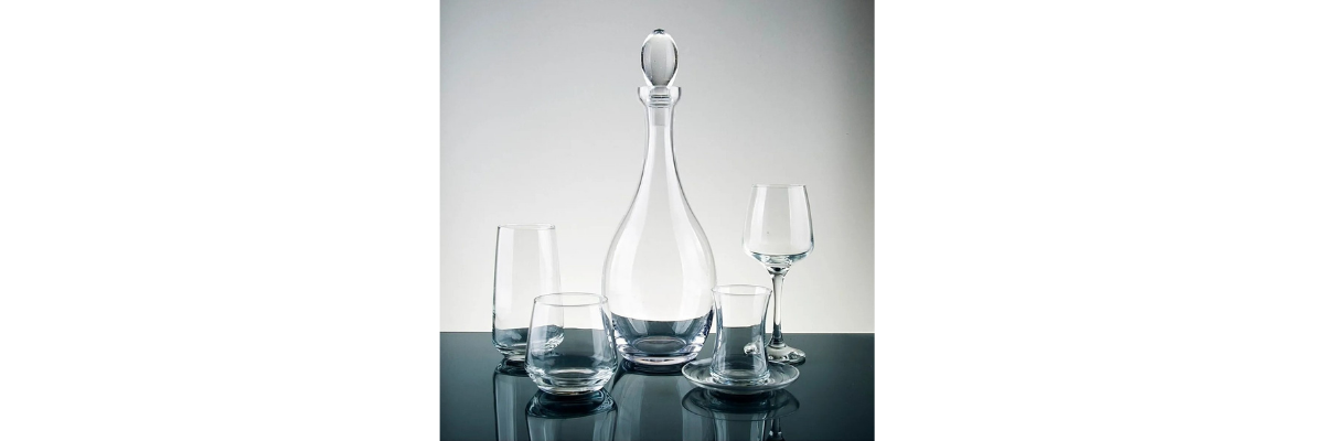 228/FOTORAFLAR/YEMEK BARDAK TAKIMLARI