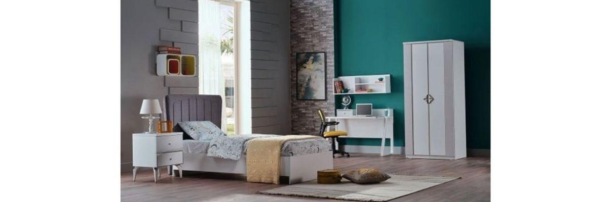 204/FOTORAFLAR /GENC ERKEK ODA MOBILYA TAKIMLARI