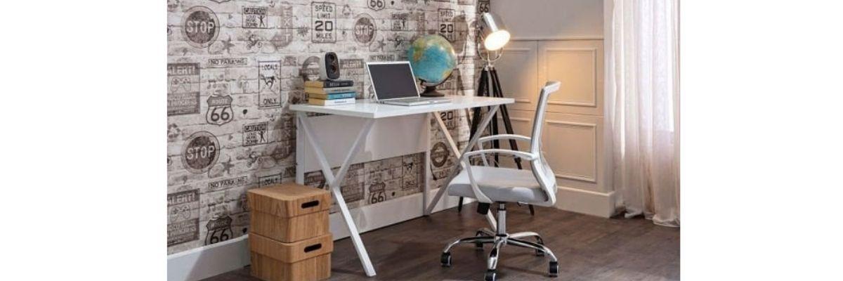 204/FOTORAFLAR /GENC ERKEK ODA MOBILYA TAKIMLARI