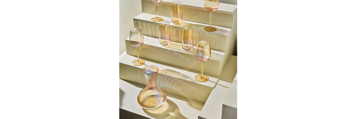 228/FOTORAFLAR/YEMEK BARDAK TAKIMLARI