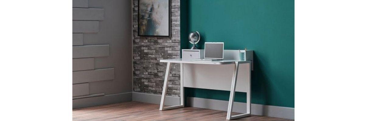 204/FOTORAFLAR /GENC ERKEK ODA MOBILYA TAKIMLARI