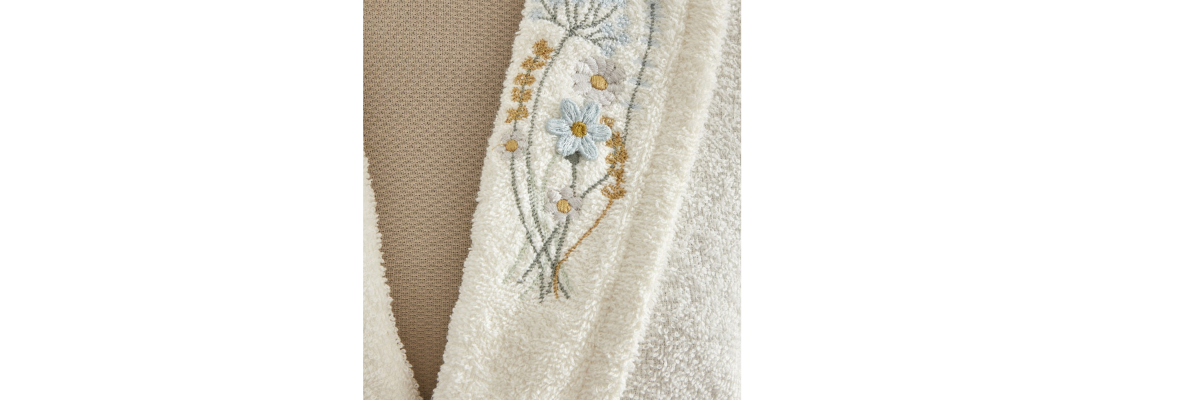 236/FOTORAFLAR/Banyo Bornoz Takımları