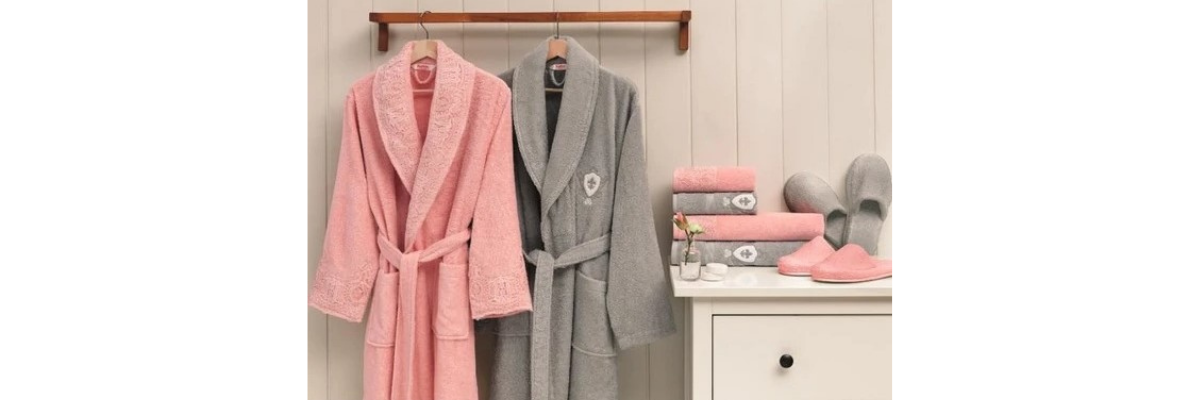 236/FOTORAFLAR/Banyo Bornoz Takımları